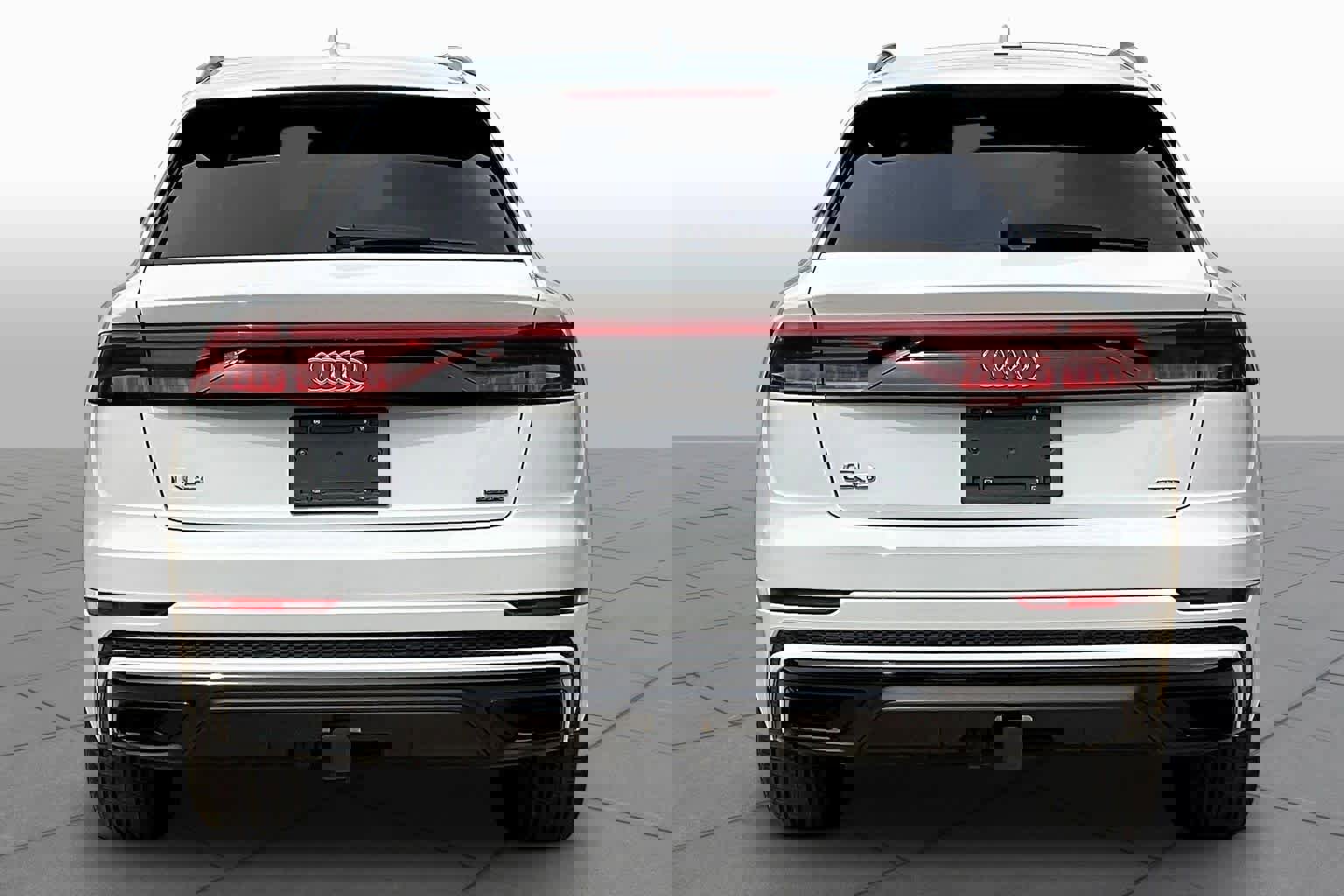 Used 2023 Audi Q8 Prestige w/ Prestige Package image 5