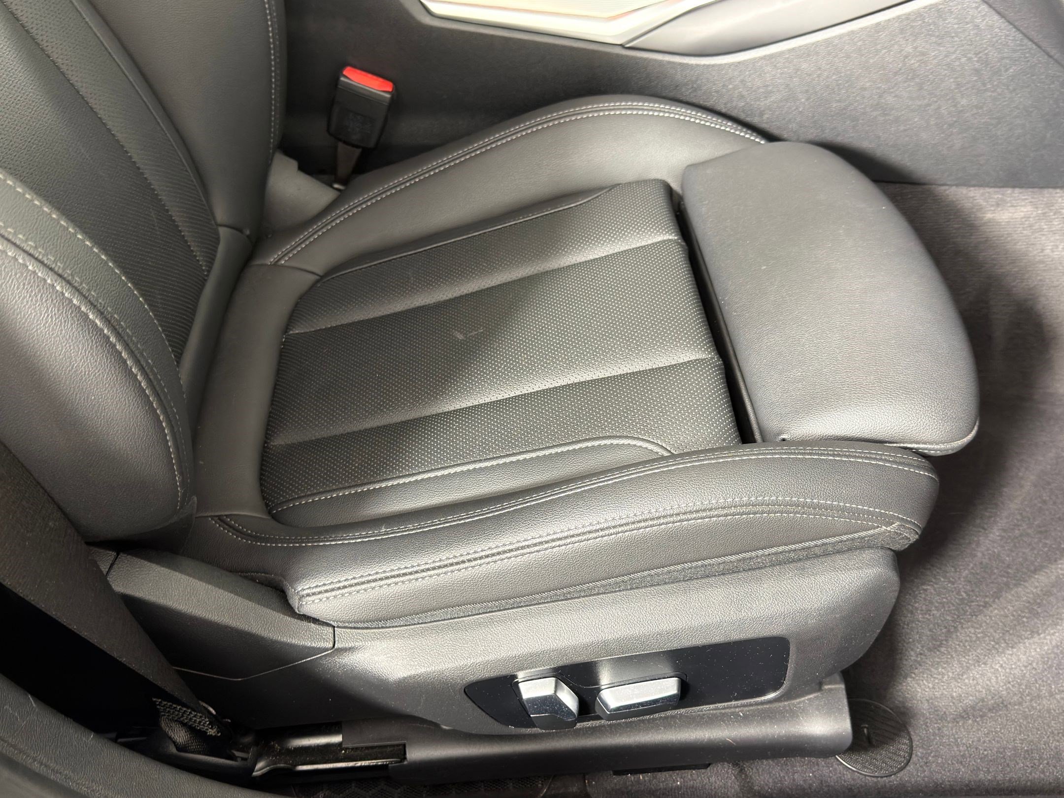 Used 2023 BMW 430i Gran Coupe w/ Premium Package image 33