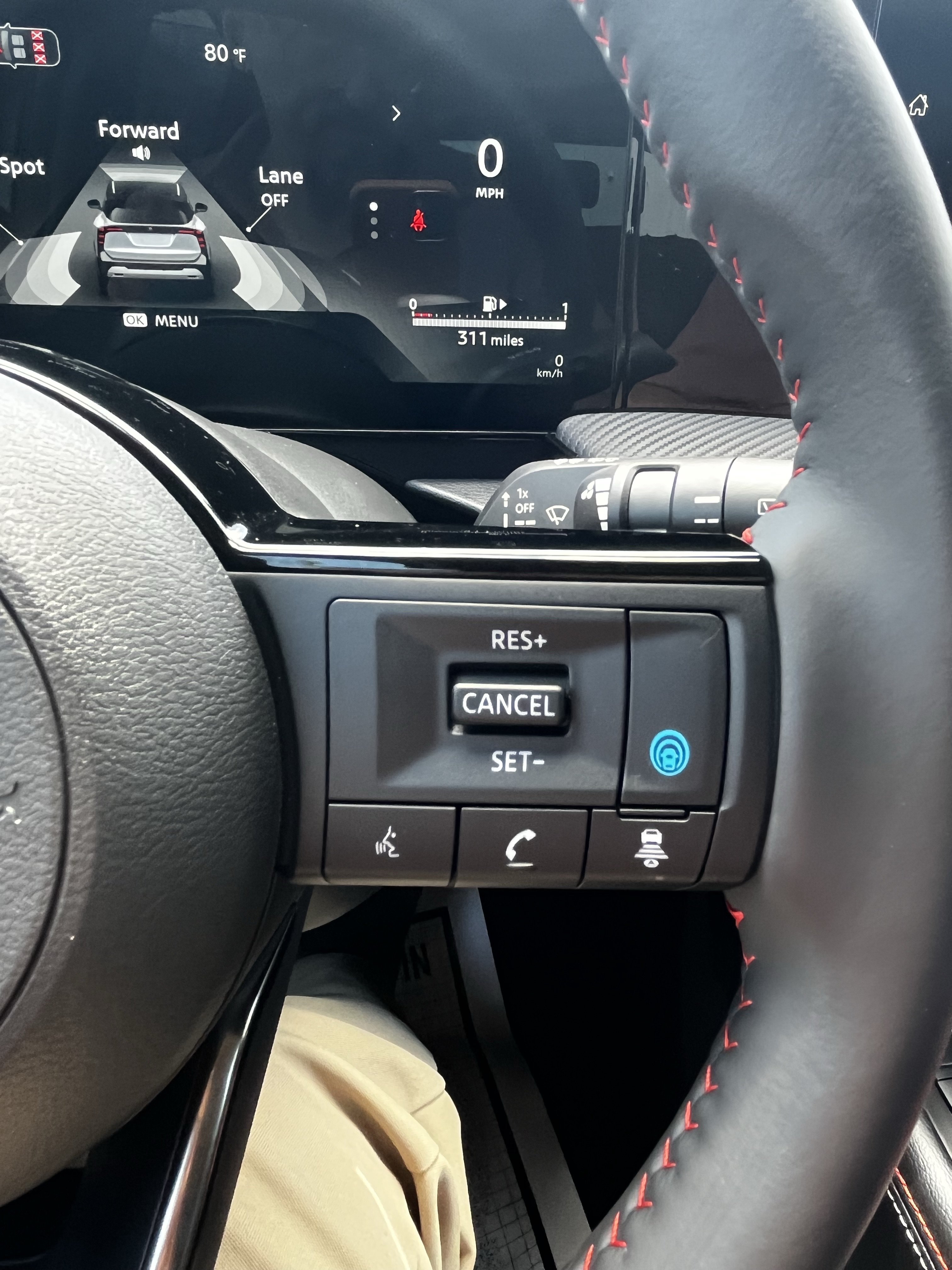 New 2026 Nissan Kicks SR w/ SR Premium Package AWD/4WD image 21