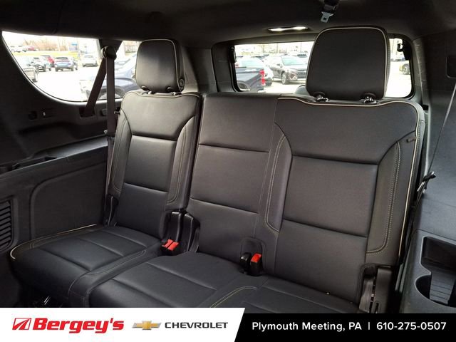 Certified 2024 Chevrolet Suburban Premier AWD/4WD image 12