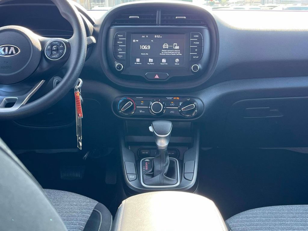 Used 2020 Kia Soul S FWD image 3