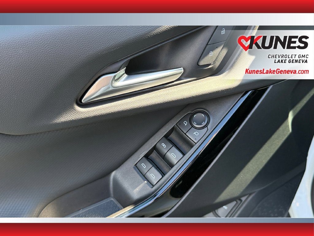 Used 2025 Chevrolet Equinox LT w/ Convenience Package II FWD image 17