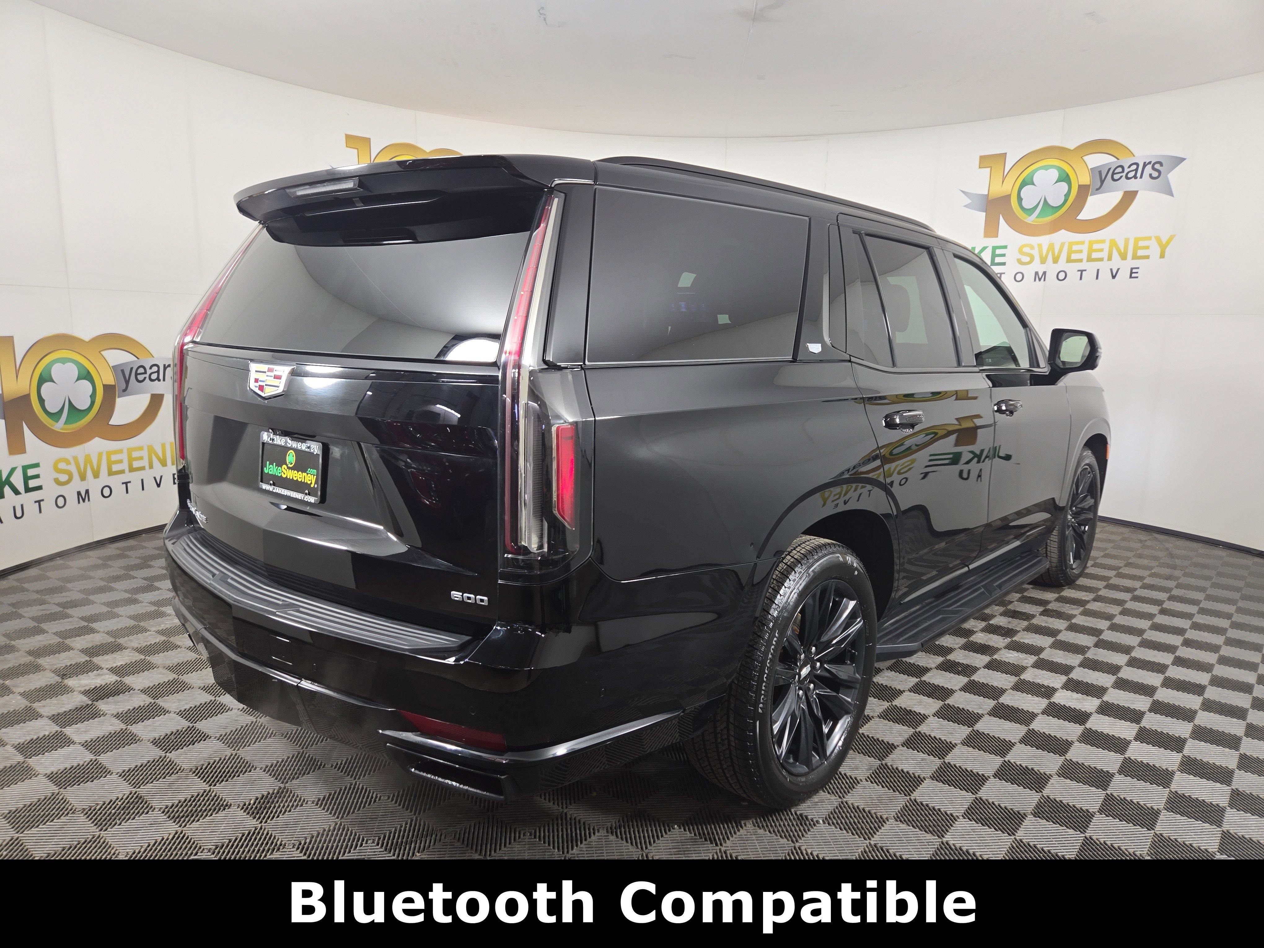 Certified 2022 Cadillac Escalade Sport w/ Touring Package image 9