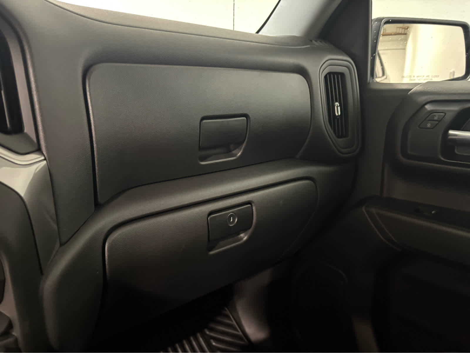 Certified 2025 Chevrolet Silverado 1500 Custom Trail Boss image 24