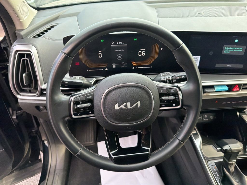 Used 2024 Kia Sorento S image 18