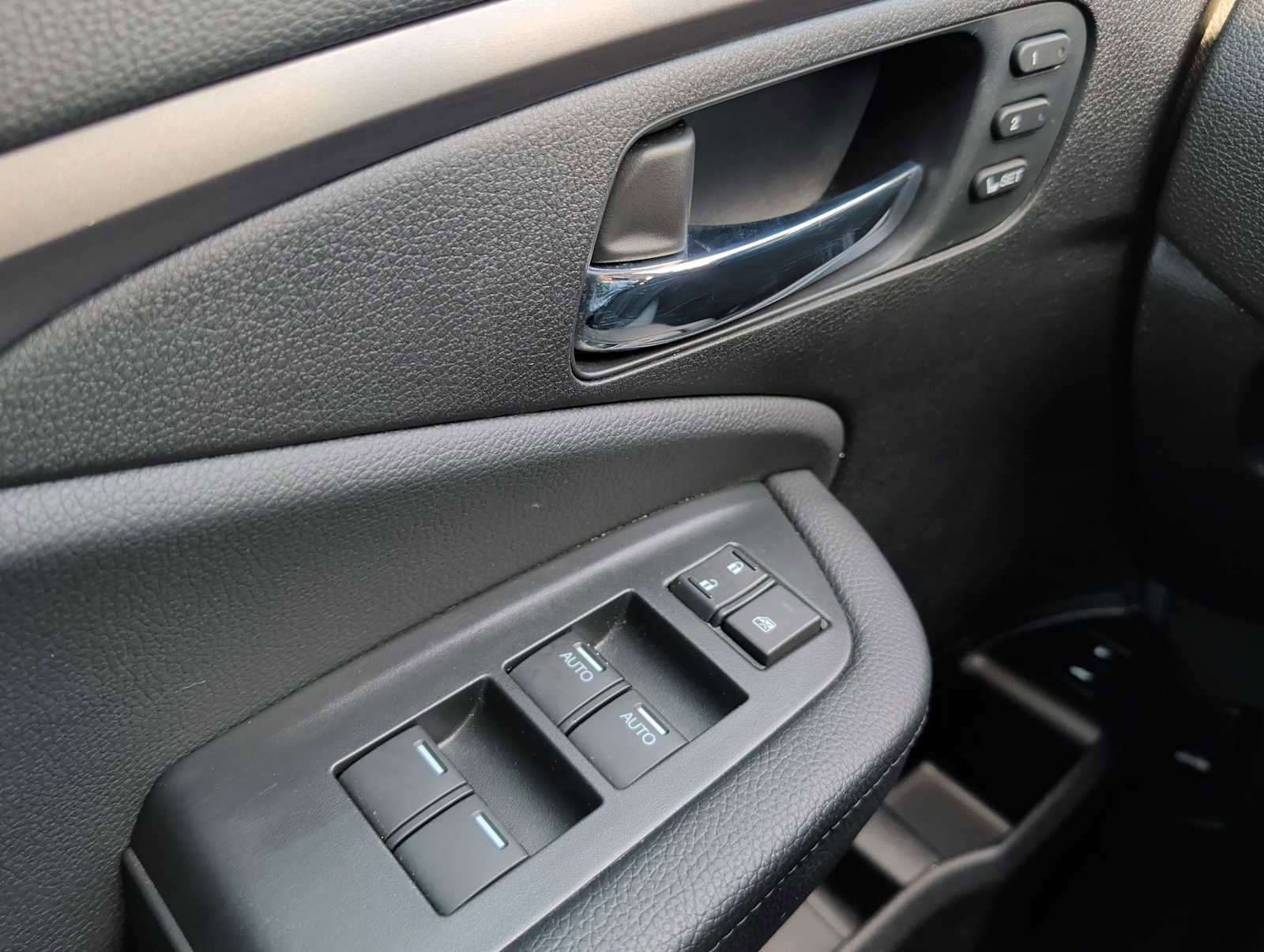 Used 2021 Honda Passport EX-L image 15