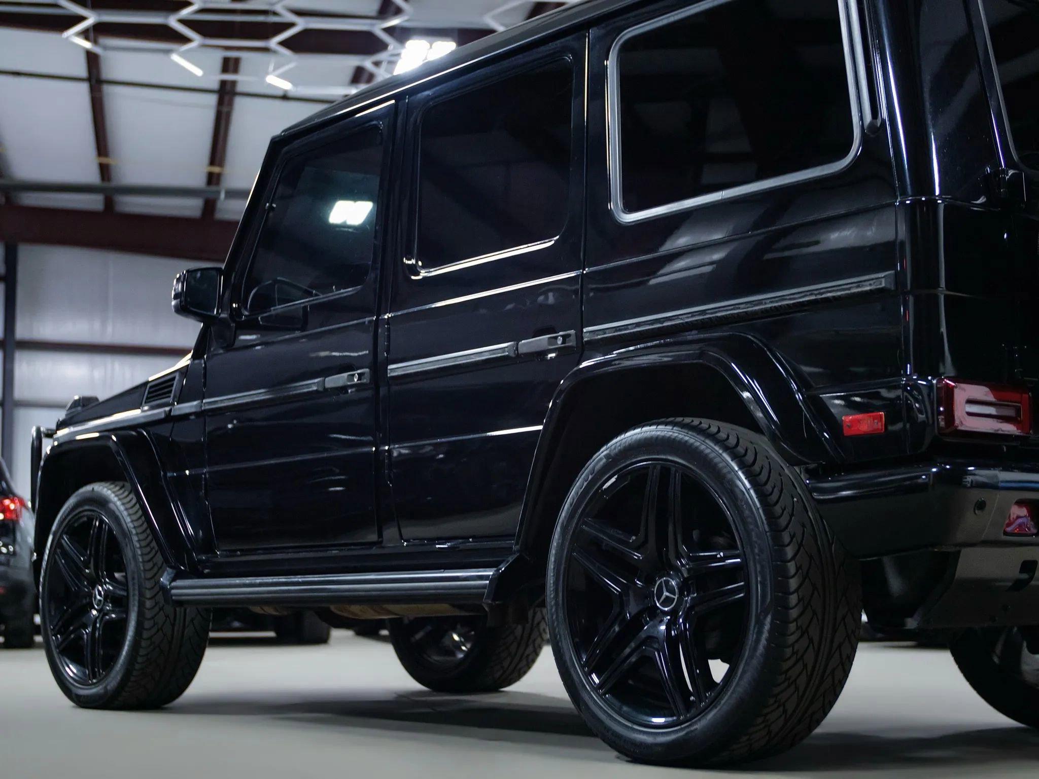 Used 2015 Mercedes-Benz G 550 image 12