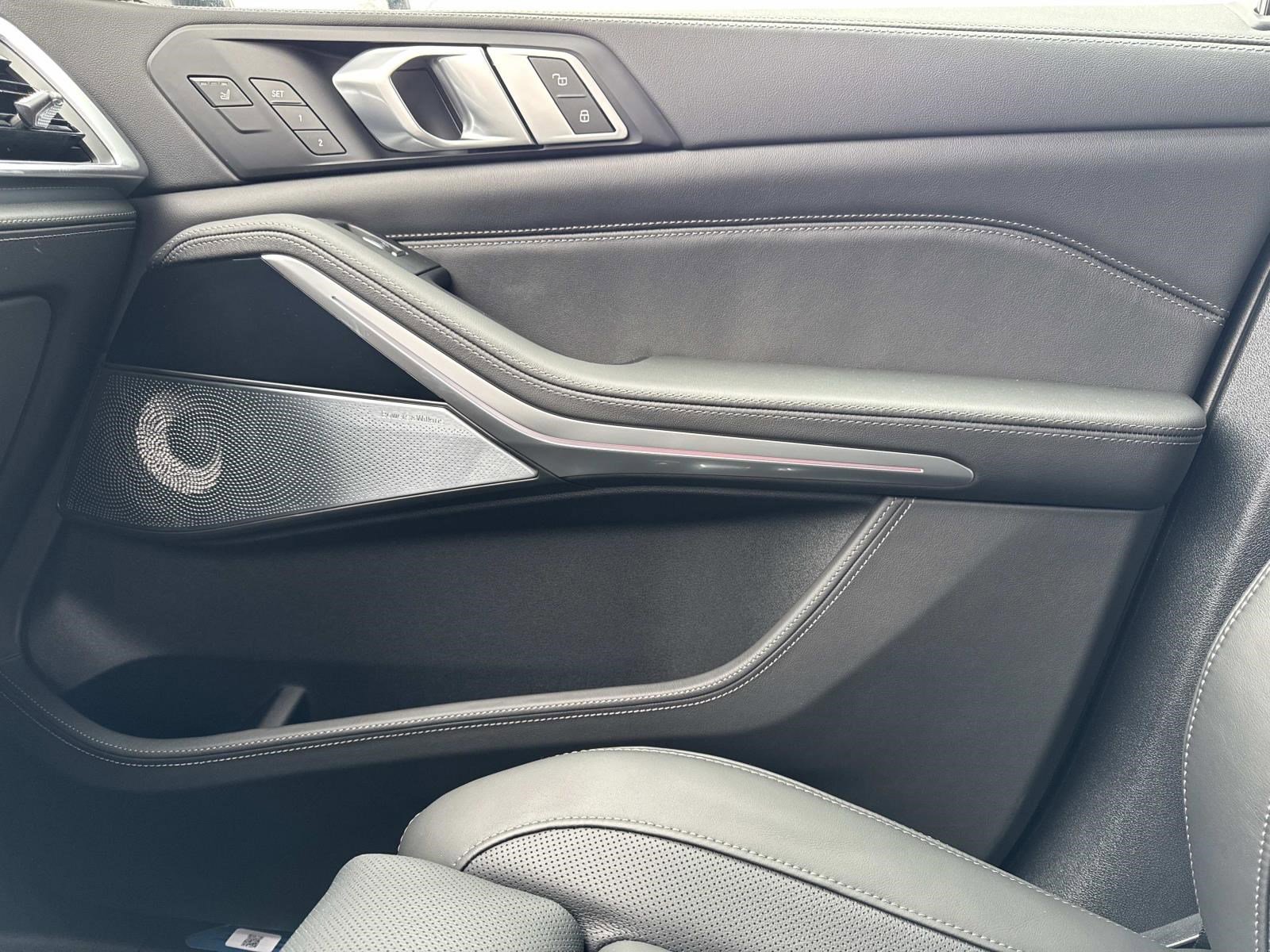 New 2026 BMW ALPINA XB7 image 29