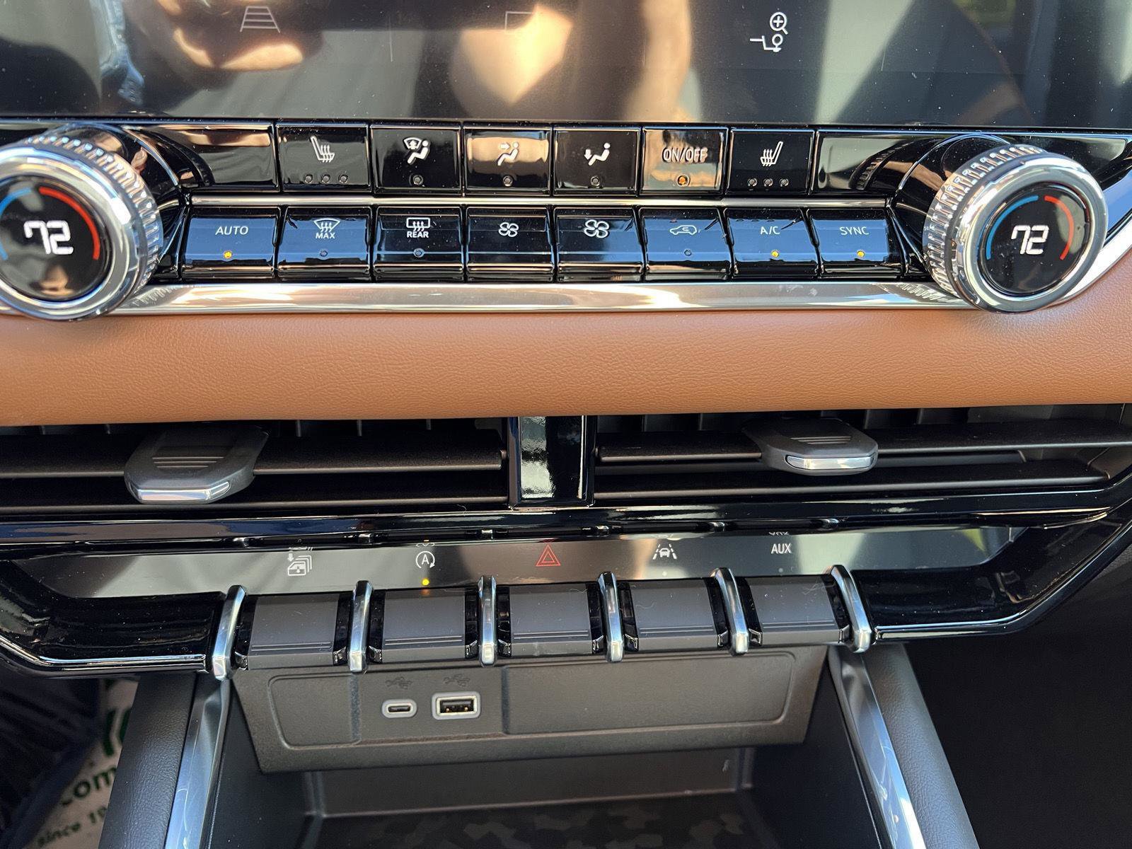 New 2026 GMC Canyon AT4 image 28