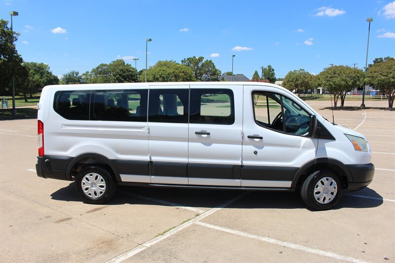 Used 2016 Ford Transit 350 XLT RWD image 5