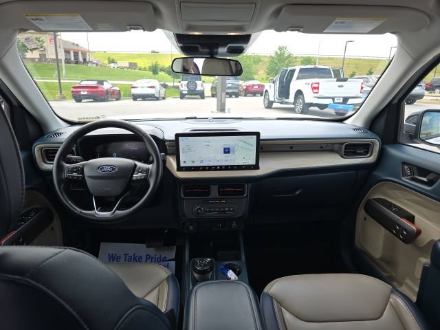 Used 2025 Ford Maverick Lariat AWD/4WD image 14