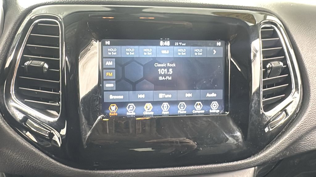 Used 2021 Jeep Compass Latitude image 24