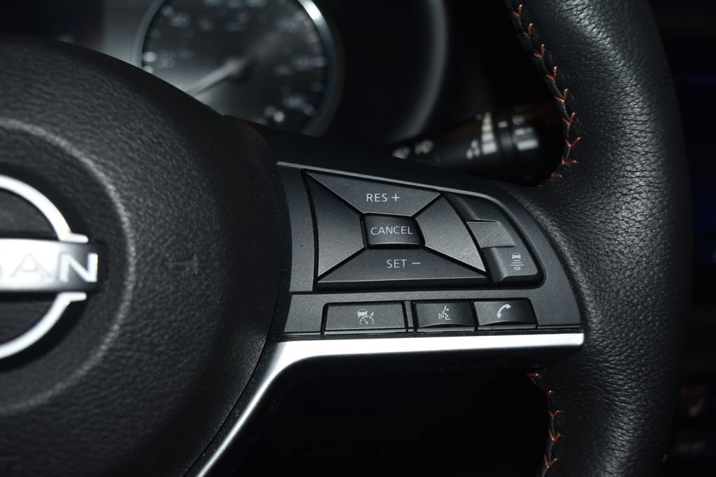 Certified 2023 Nissan Kicks SR w/ SR Premium Package image 8