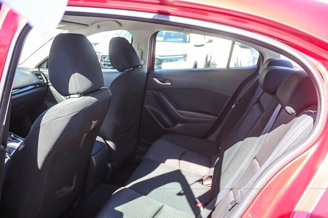 Used 2014 MAZDA MAZDA3 i Touring w/ Technology Package FWD image 23