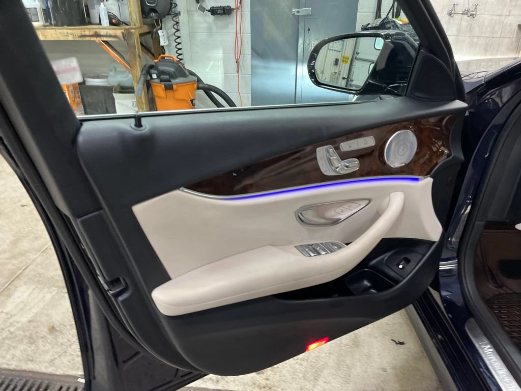 Used 2018 Mercedes-Benz E 300 4MATIC image 11