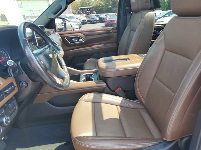 Used 2021 Chevrolet Suburban High Country AWD/4WD image 26