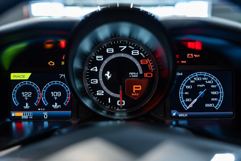 Certified 2023 Ferrari 812 GTS RWD image 34