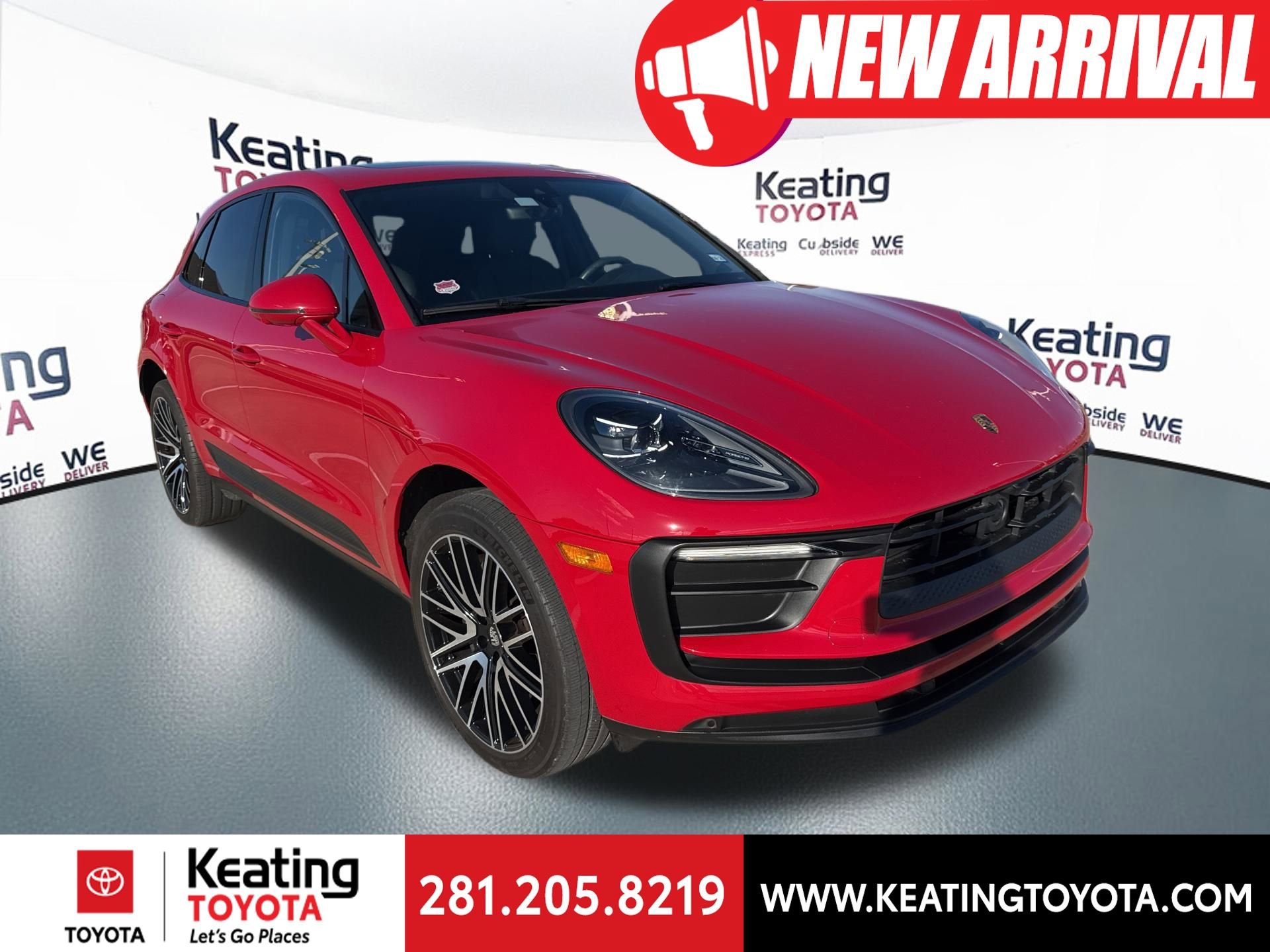 Used 2023 Porsche Macan Turbo image 1