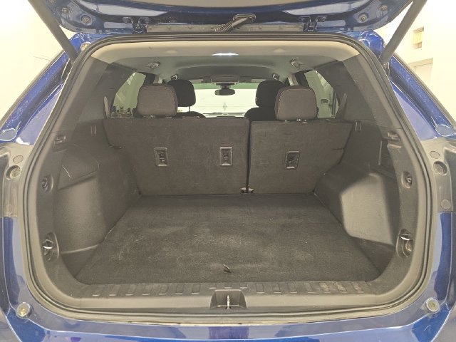 Used 2022 Chevrolet Equinox LT AWD/4WD image 16