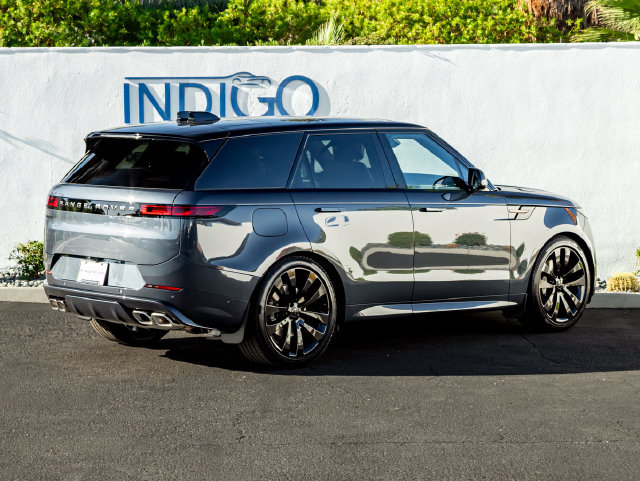 New 2027 Land Rover Range Rover Sport Dynamic SE AWD/4WD image 6