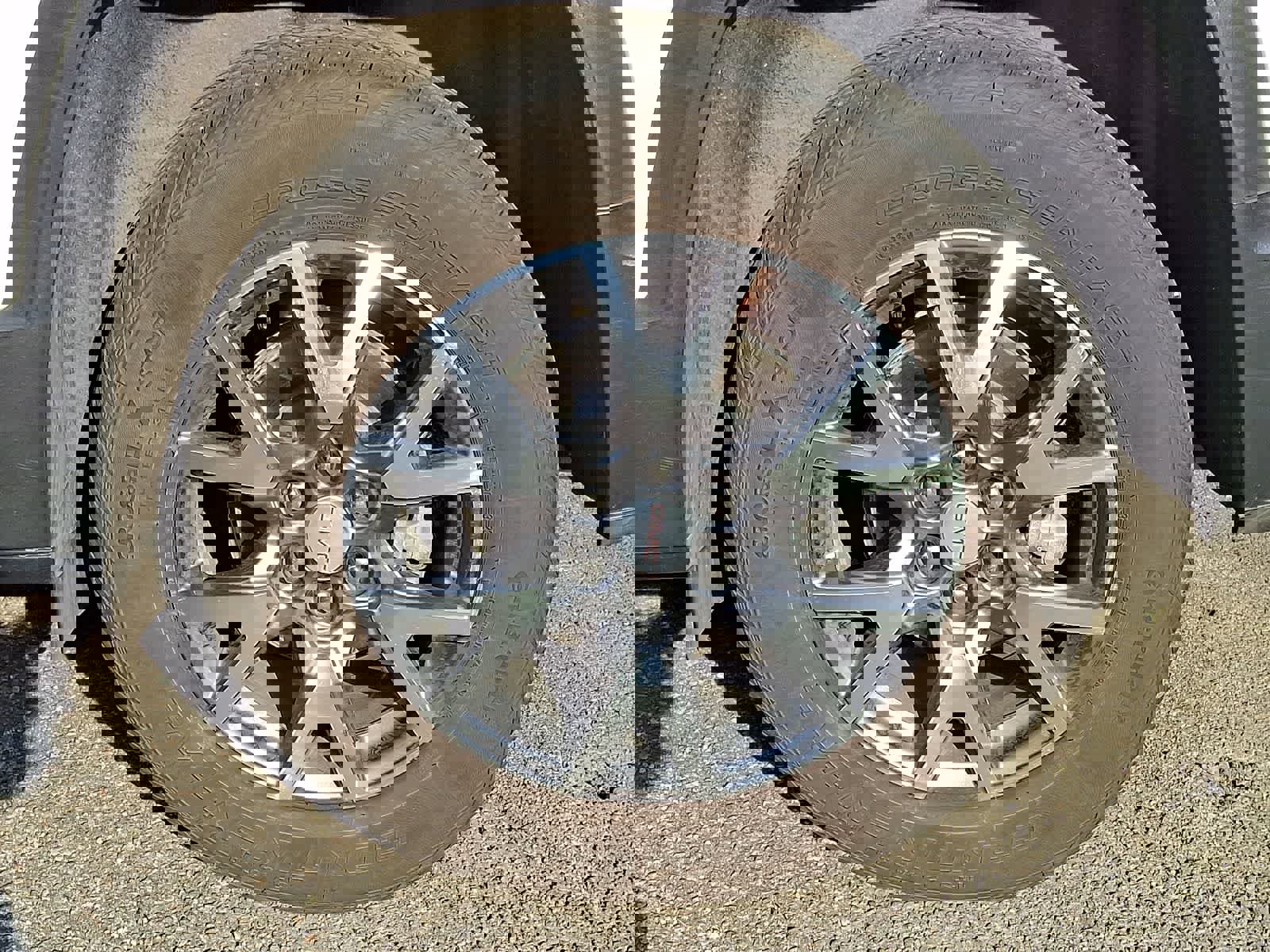 Used 2023 GMC Acadia SLT image 6