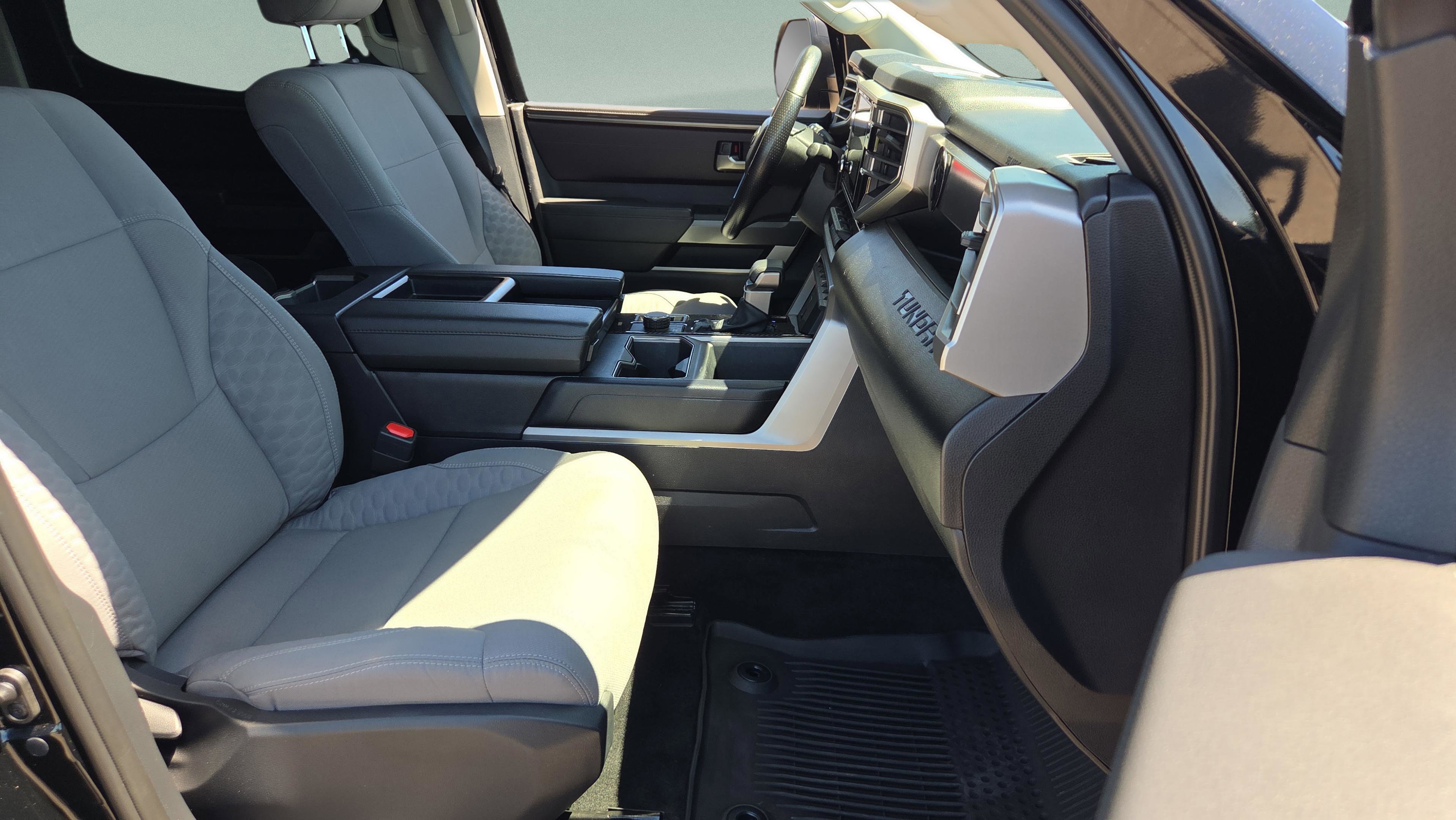 Used 2024 Toyota Tundra SR5 image 31