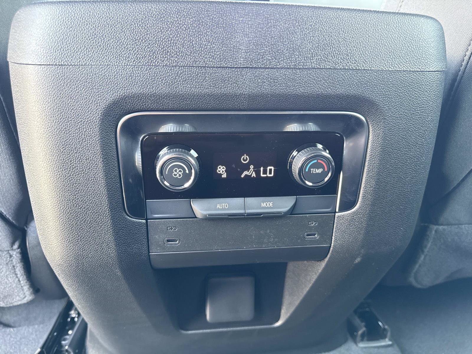 New 2025 Chevrolet Tahoe LS RWD image 32