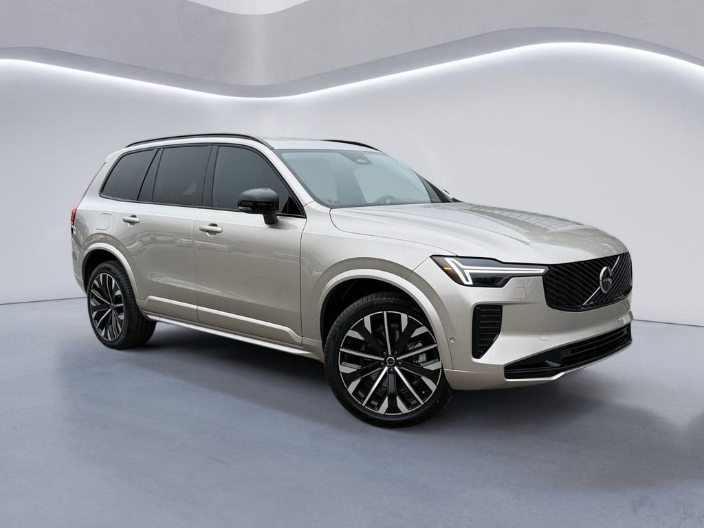 New 2026 Volvo XC90 B6 Ultra w/ Lounge Package image 2