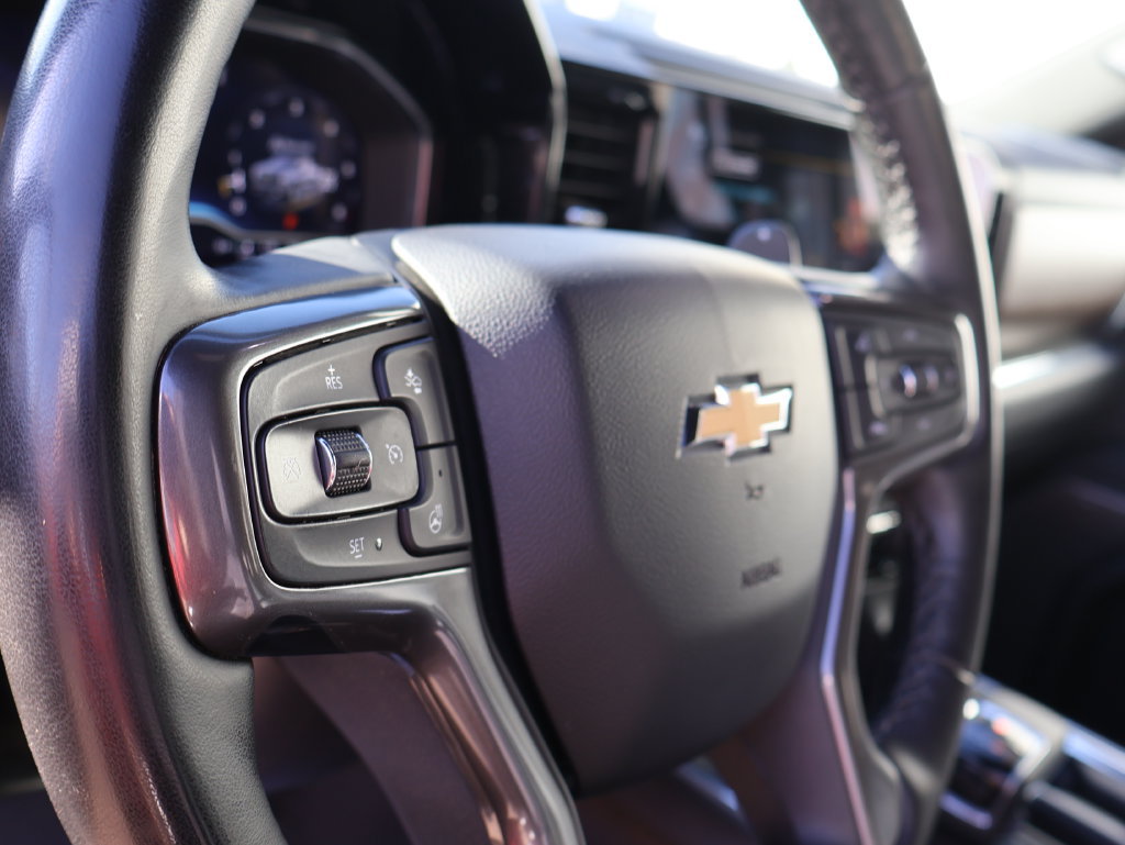 Used 2024 Chevrolet Silverado 1500 High Country w/ High Country Premium Package AWD/4WD image 19