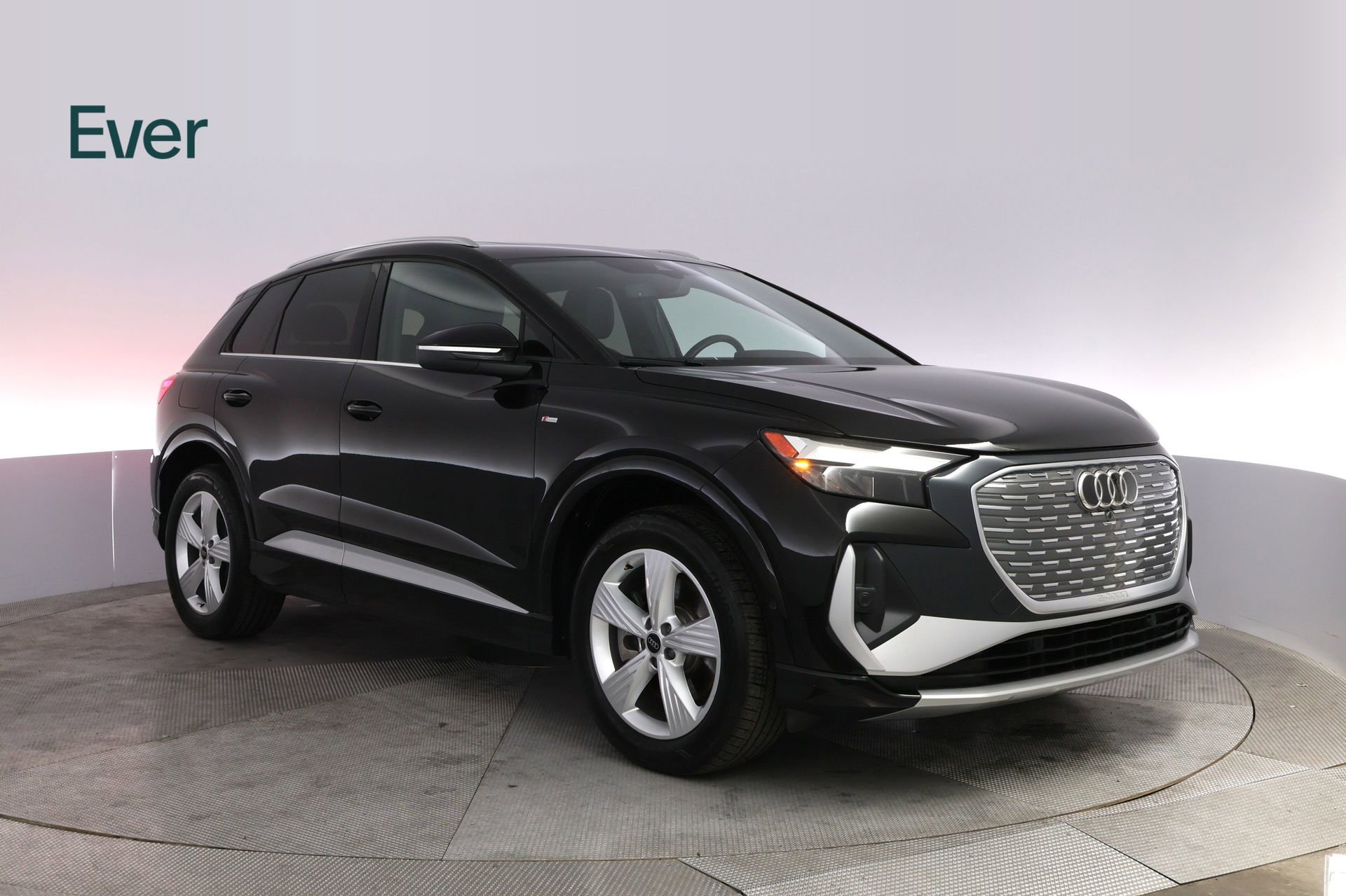 Used 2023 Audi Q4 e-tron Premium Plus w/ Premium Plus image 13