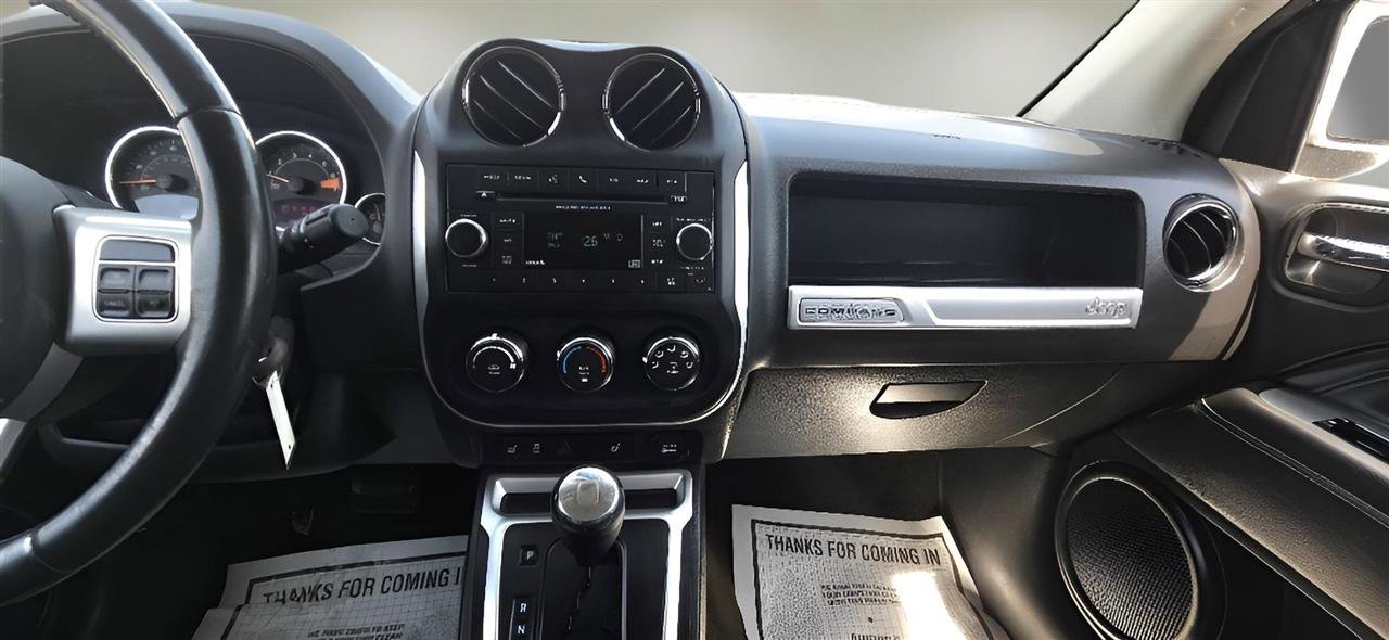 Used 2016 Jeep Compass High Altitude AWD/4WD image 14