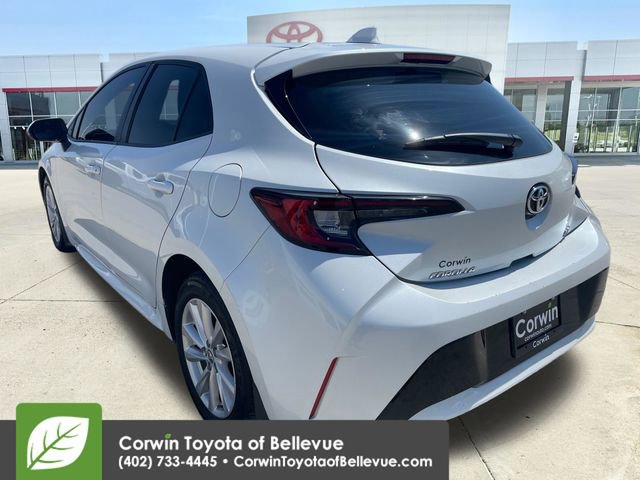 Used 2024 Toyota Corolla SE FWD image 3