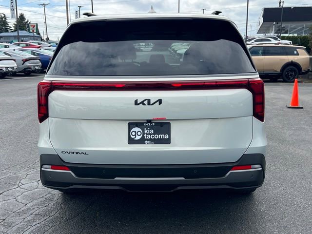Certified 2026 Kia Carnival SX w/ SX Dark Edition Package FWD image 8