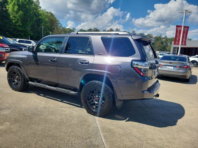 Certified 2021 Toyota 4Runner SR5 Premium w/ Moonroof Package AWD/4WD image 3