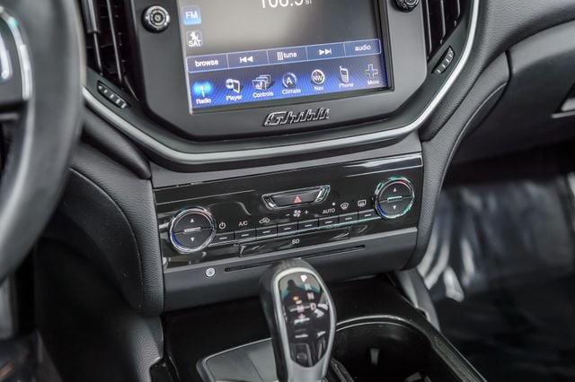 Used 2016 Maserati Ghibli RWD image 30