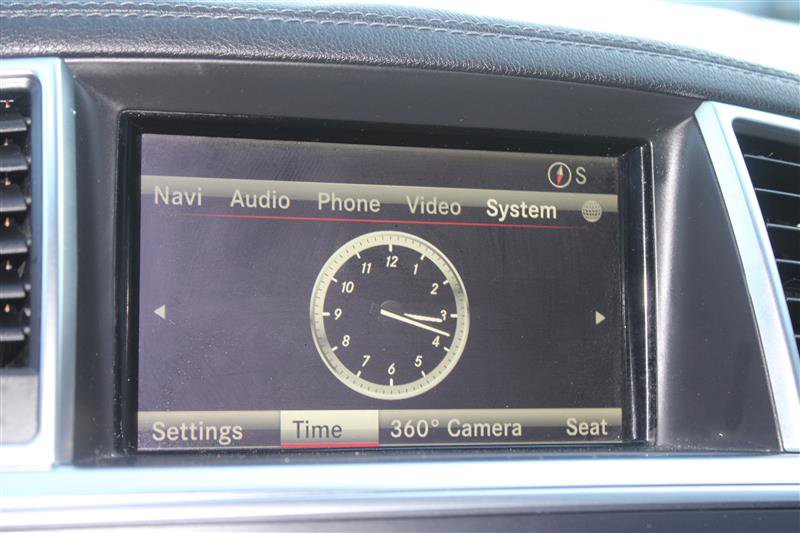 Used 2014 Mercedes-Benz GL 550 GL 550 image 25