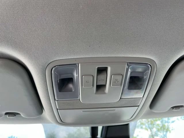 Used 2025 Kia Soul EX FWD image 17