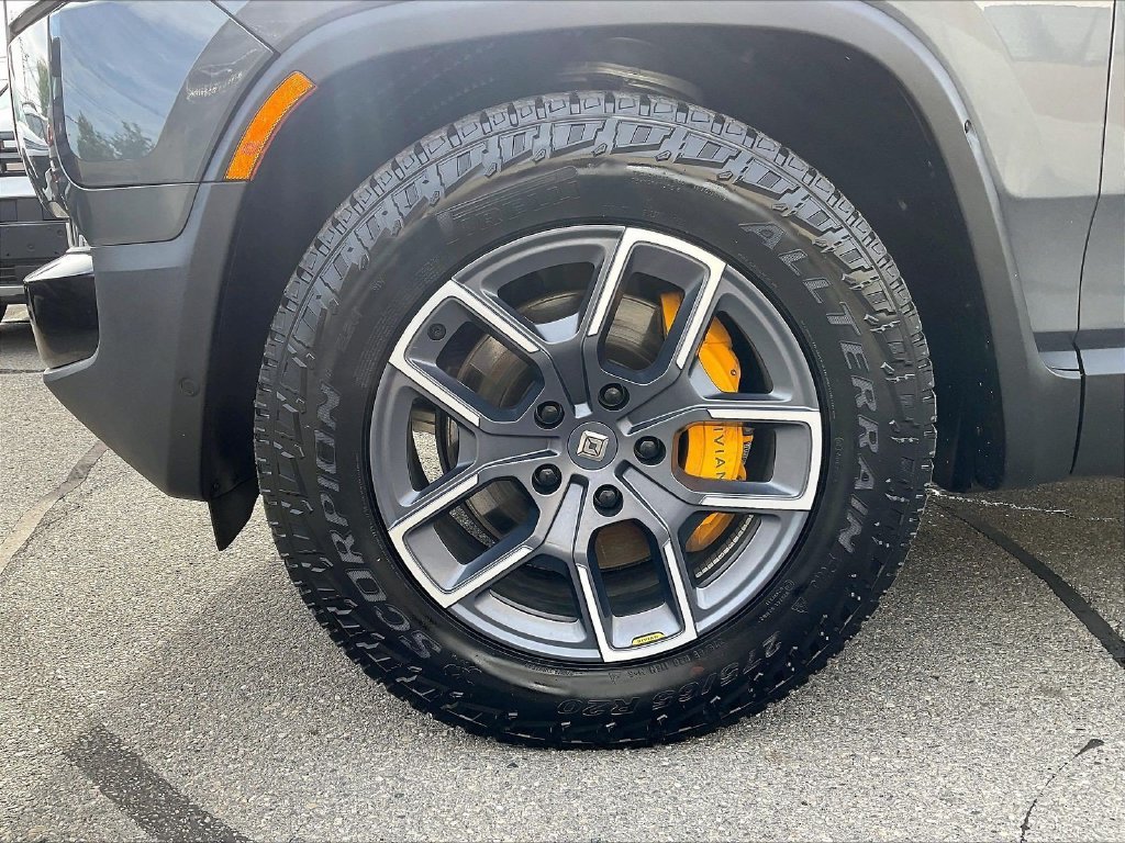 Used 2023 Rivian R1S Adventure Quad AWD/4WD image 7