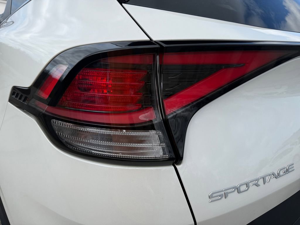 Certified 2023 Kia Sportage LX image 21