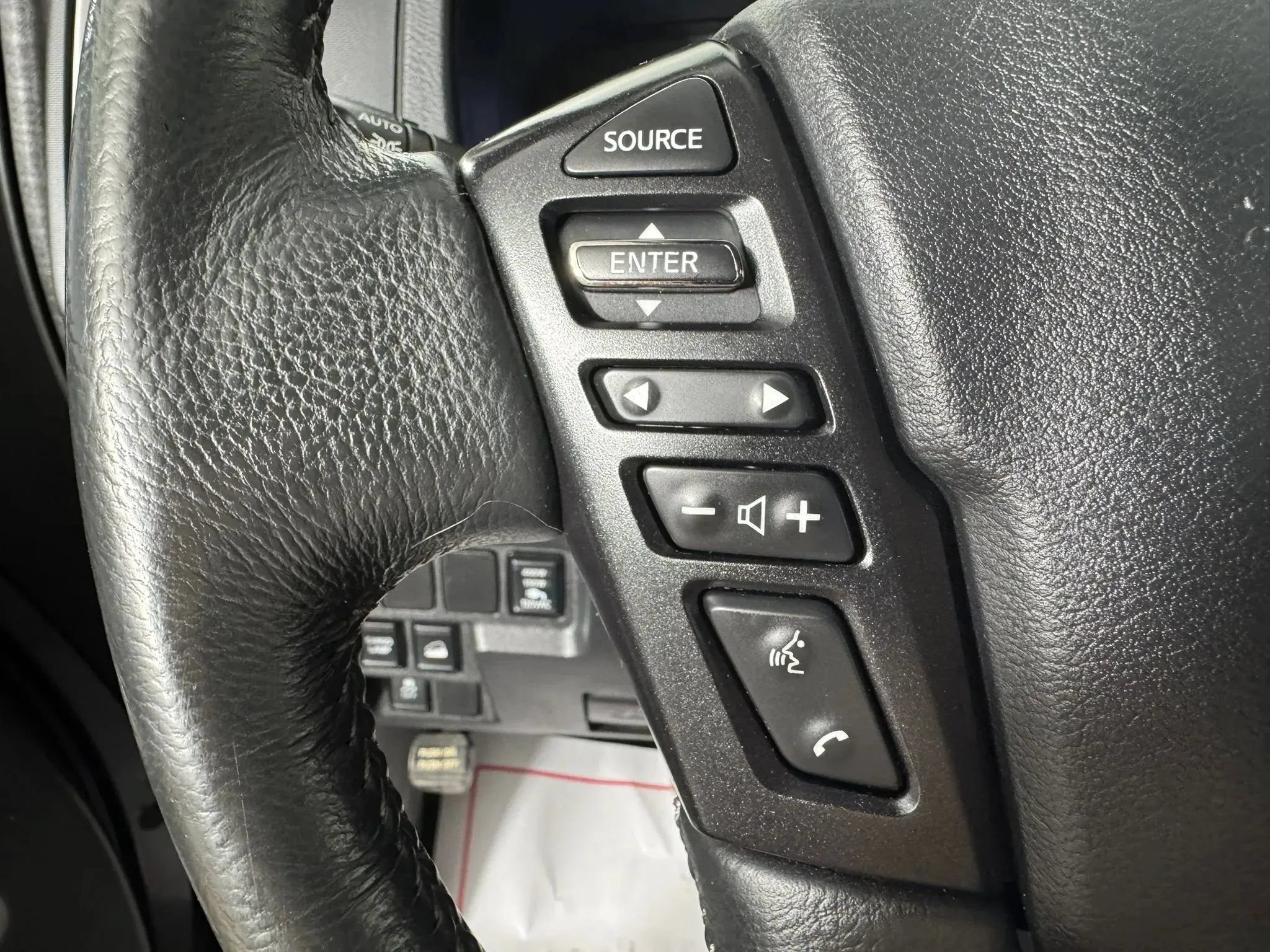 Used 2022 Nissan Frontier SV w/ Technology Package AWD/4WD image 15