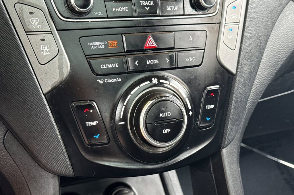 Used 2018 Hyundai Santa Fe Sport image 18