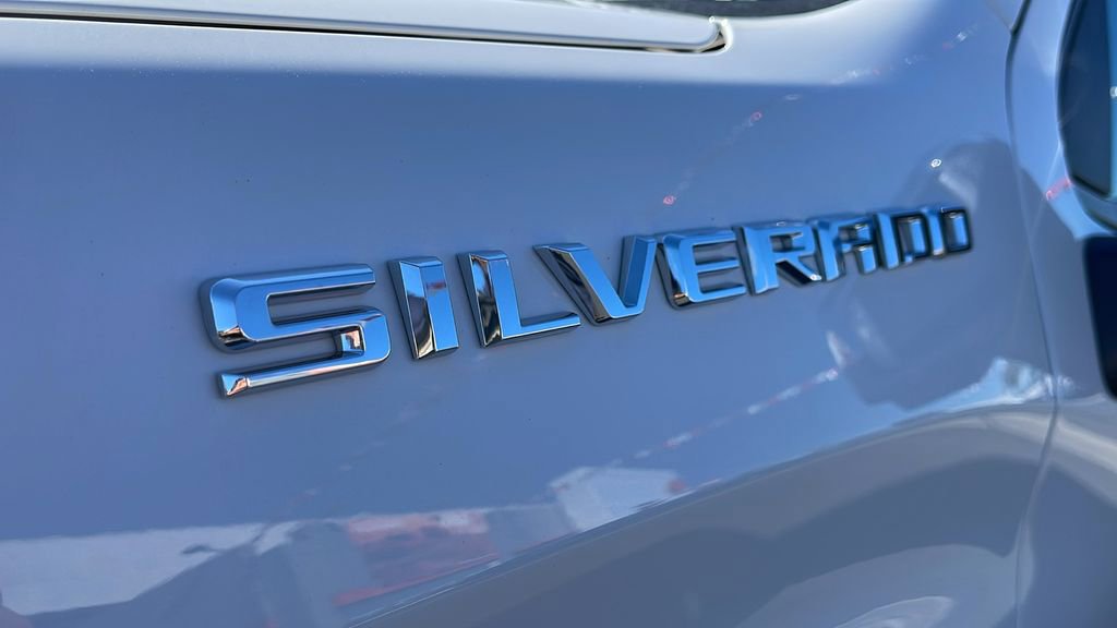 Used 2025 Chevrolet Silverado 1500 LT w/ Safety Package image 12