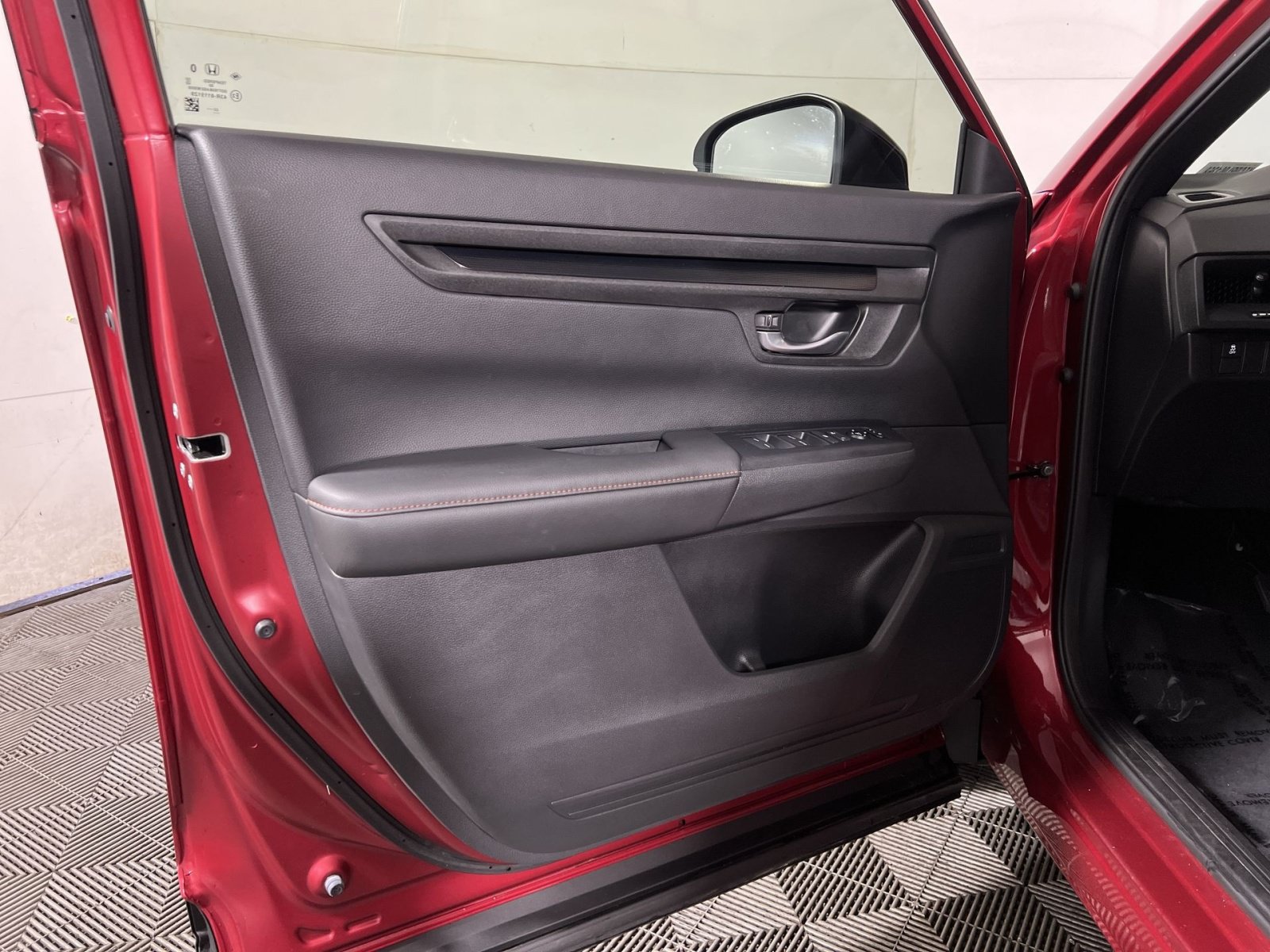 Used 2024 Honda CR-V Sport image 11