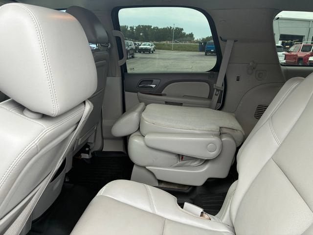 Used 2014 Chevrolet Tahoe LTZ AWD/4WD image 14