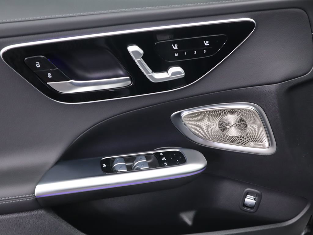 New 2025 Mercedes-Benz C 300 Sedan image 25