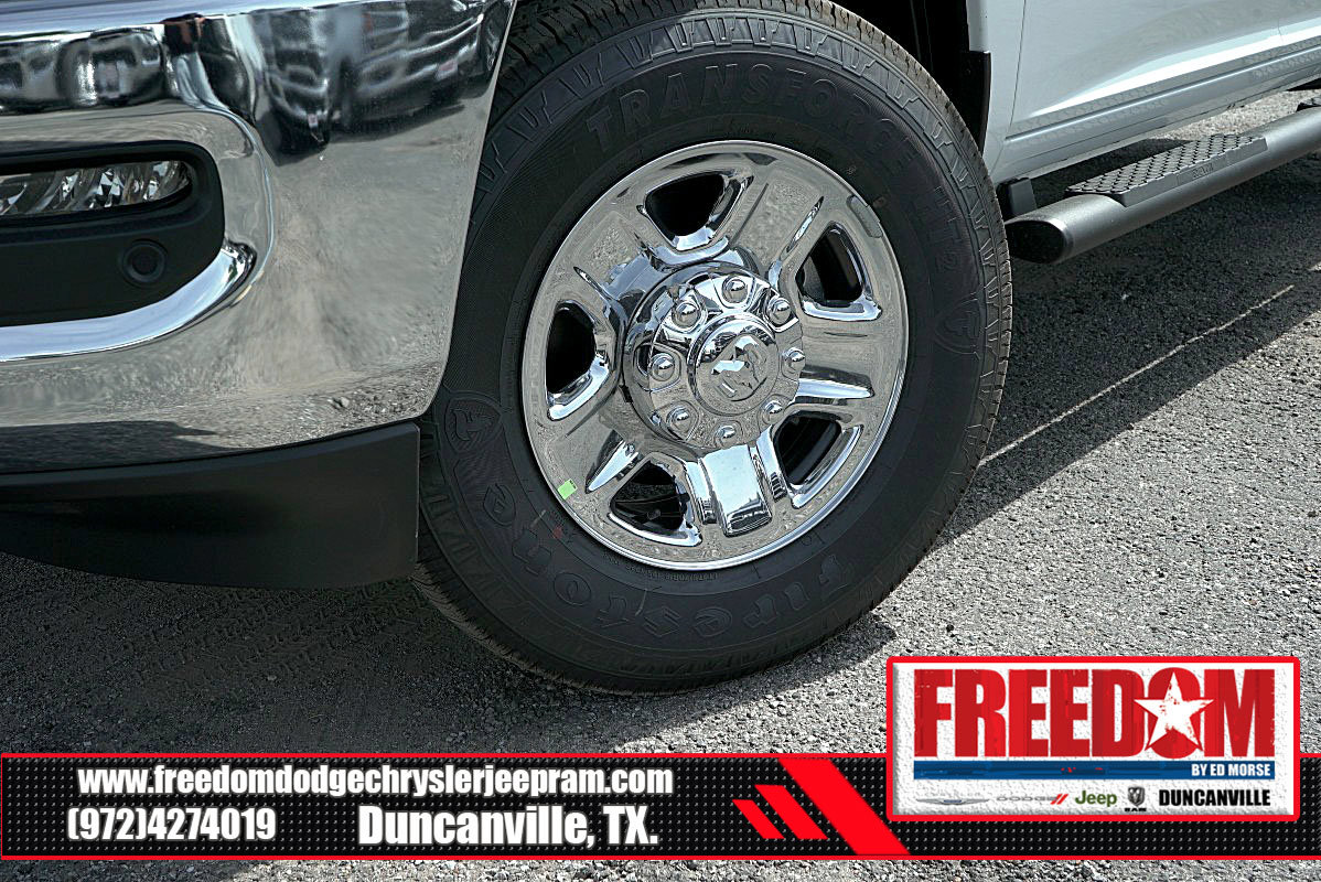 New 2025 RAM 2500 Tradesman AWD/4WD image 9