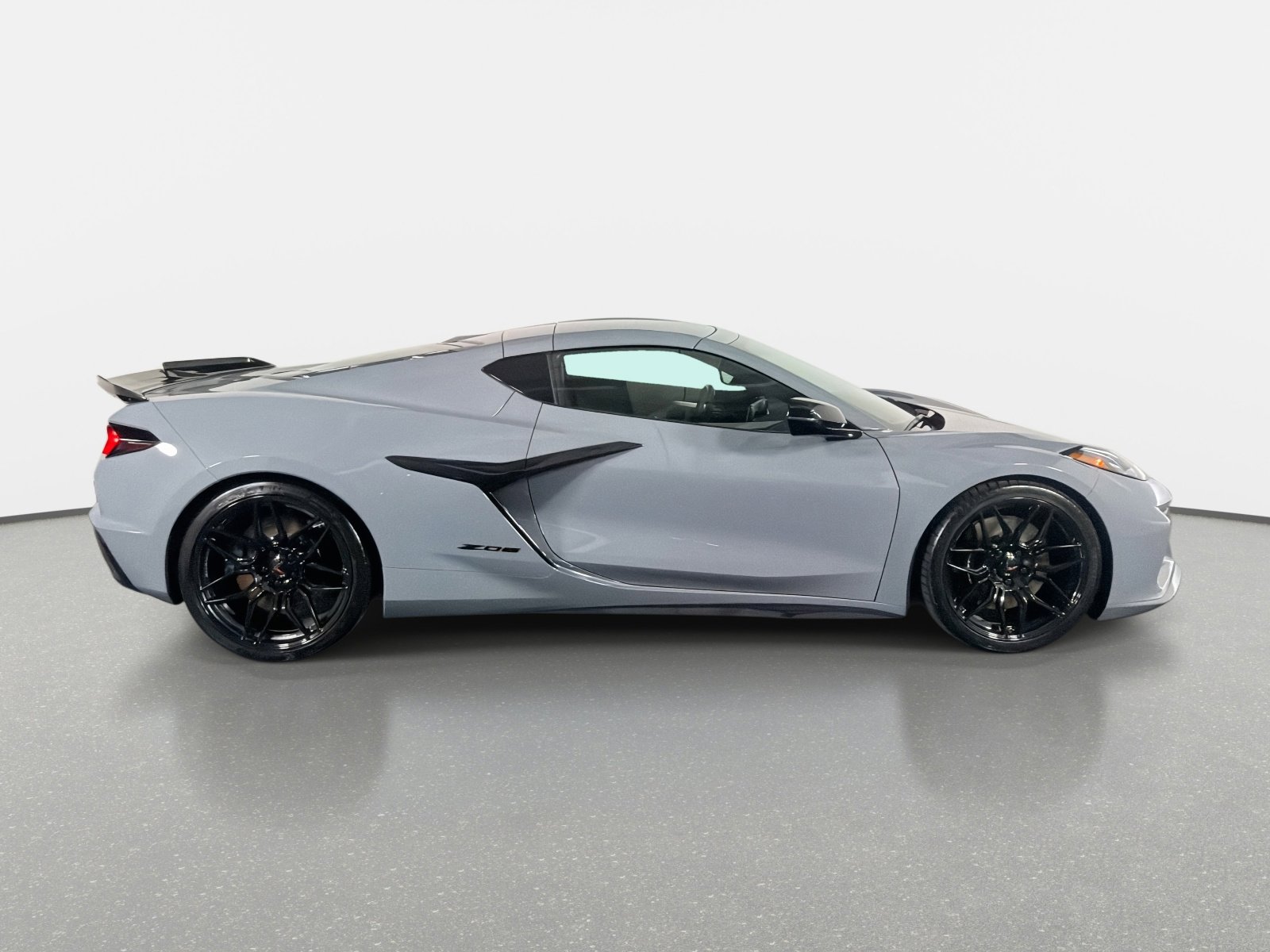 Used 2025 Chevrolet Corvette Z06 w/ Battery Protection Package RWD image 2