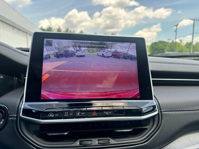 Used 2024 Jeep Compass Limited w/ High Altitude Package image 33