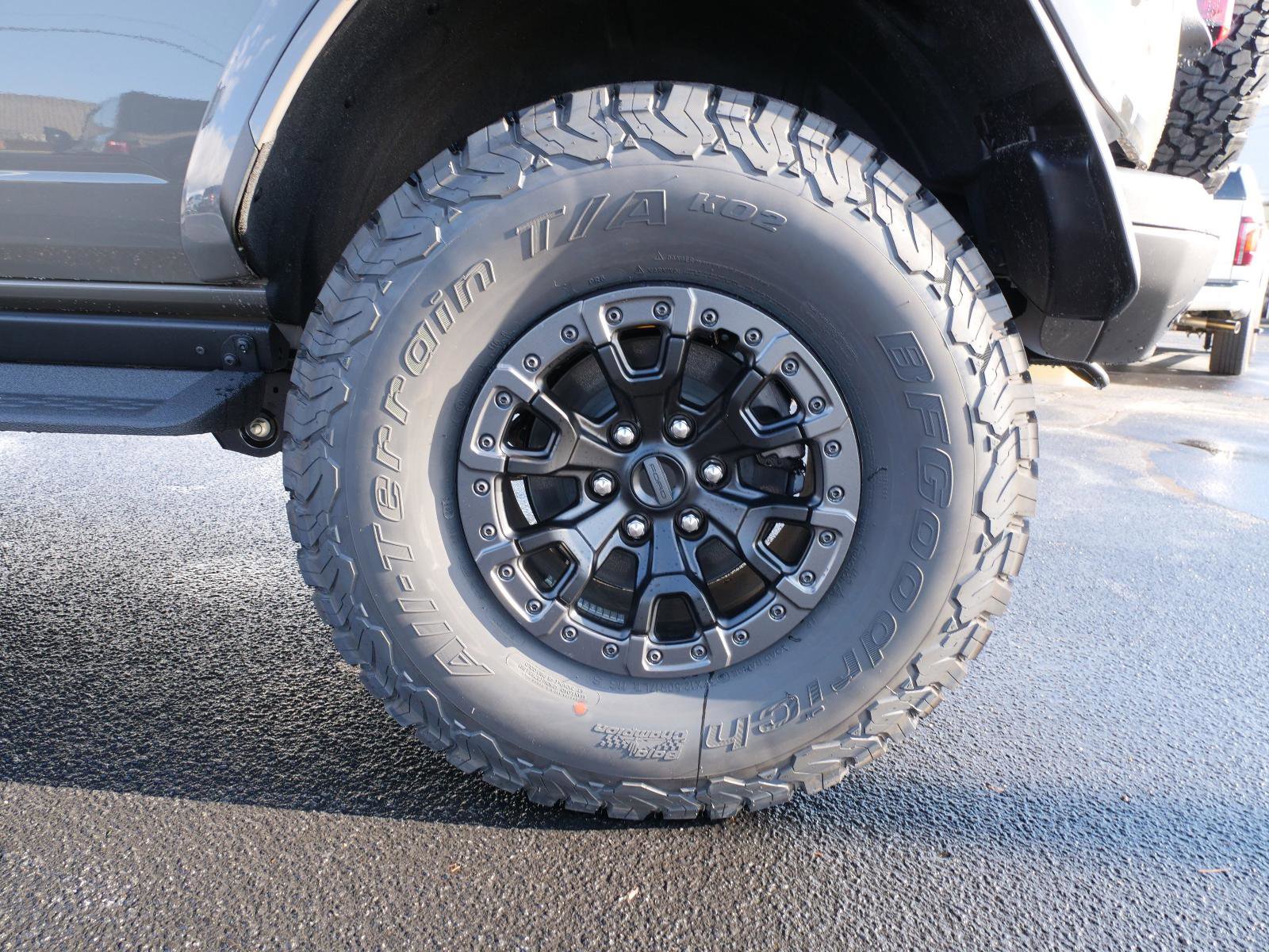 New 2025 Ford Bronco Raptor w/ Interior Carbon Fiber Pack image 12