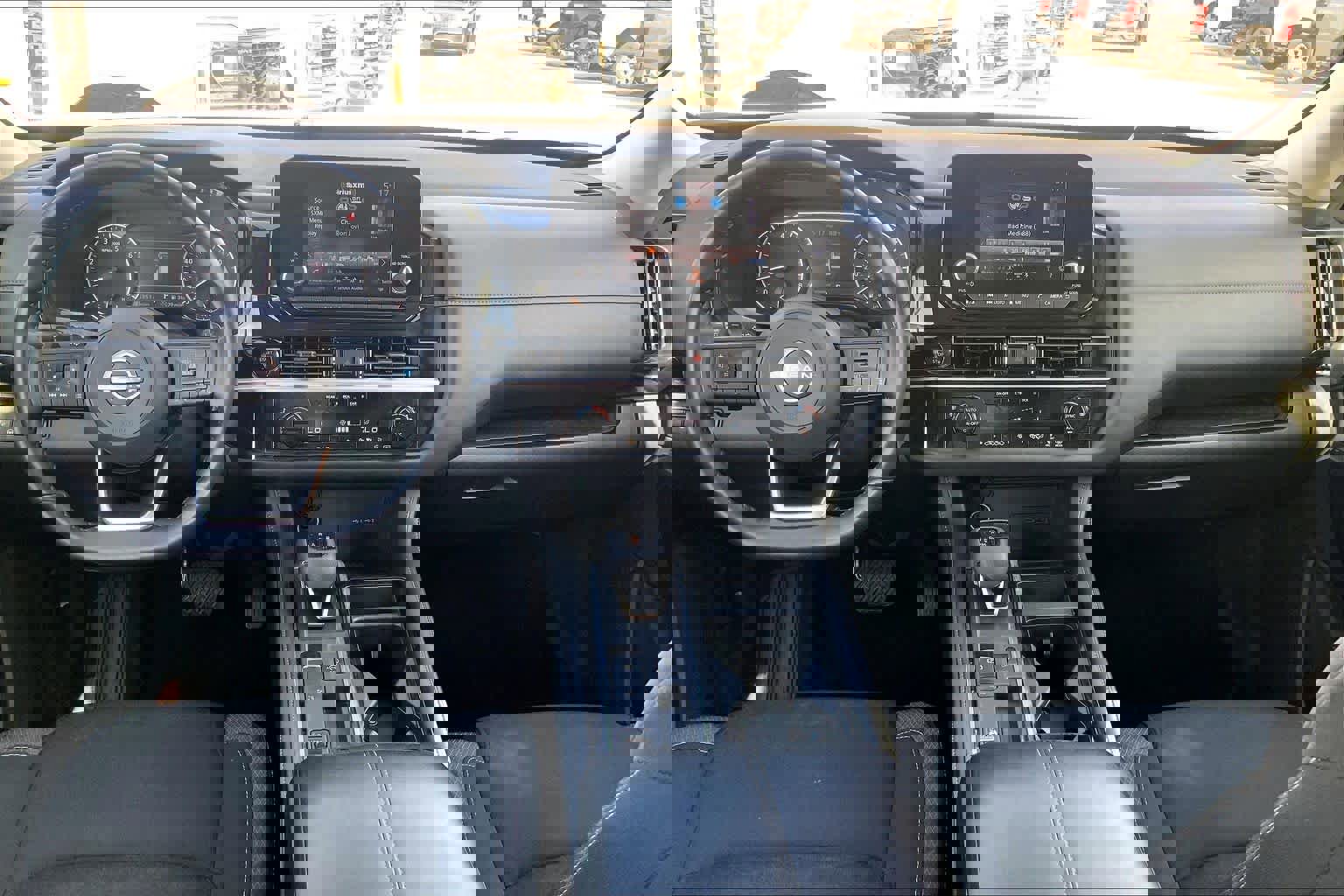 Used 2025 Nissan Pathfinder SV FWD image 16